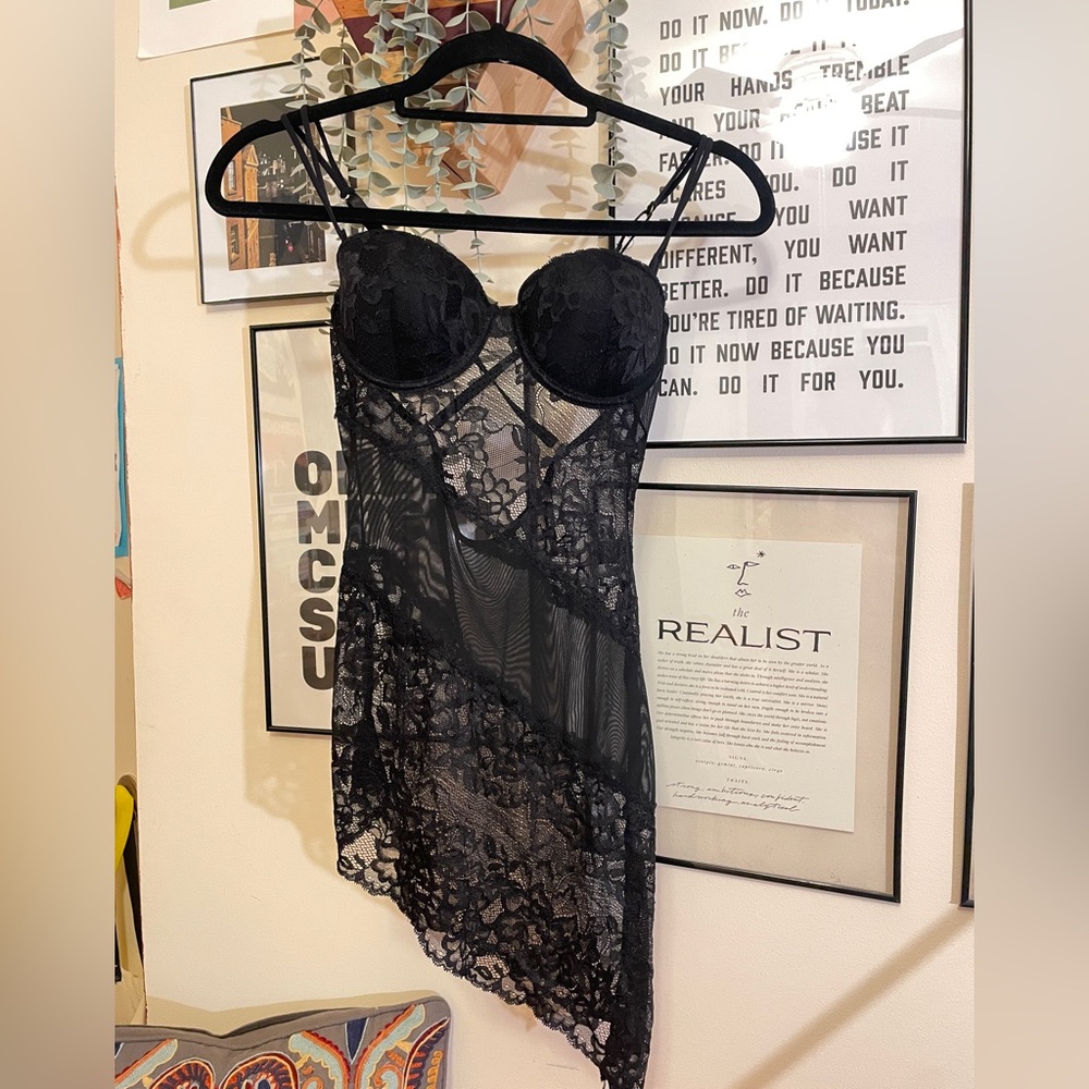 Frederick's Of Hollywood Black Lace Lingerie Size Small